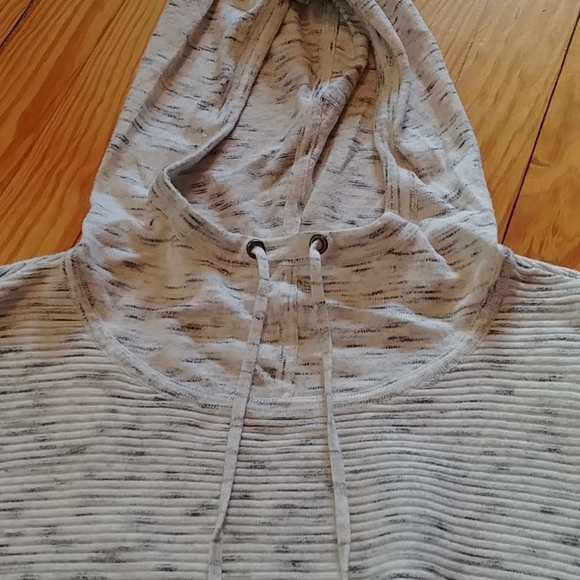 Artisan Ny Tops - Artisan NY tunic hoodie